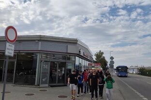 Zväčšiť fotografiu - Ii.ft si zmerala sily na elektrických motokárach