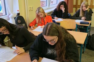 Zväčšiť fotografiu - Jazykové olympiády opäť ukázali talent našich študentov