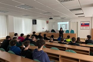 Zväčšiť fotografiu - Nestaň sa páchateľom !