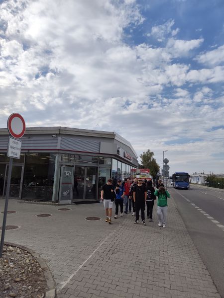  II.FT si zmerala sily na elektrických motokárach