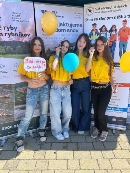 Naše študentky boli súčasťou „Dňa KIMAS 2026“