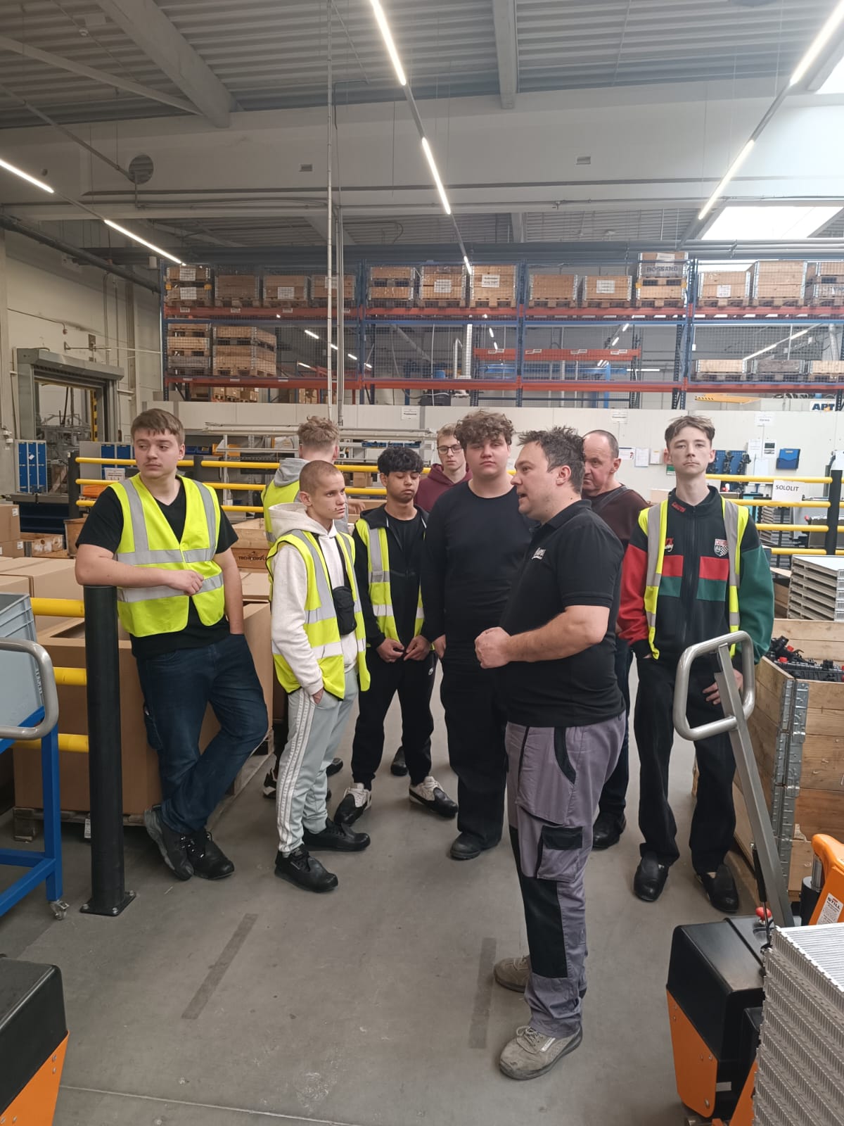 Prínosná exkurzia pre našich autoopravárov