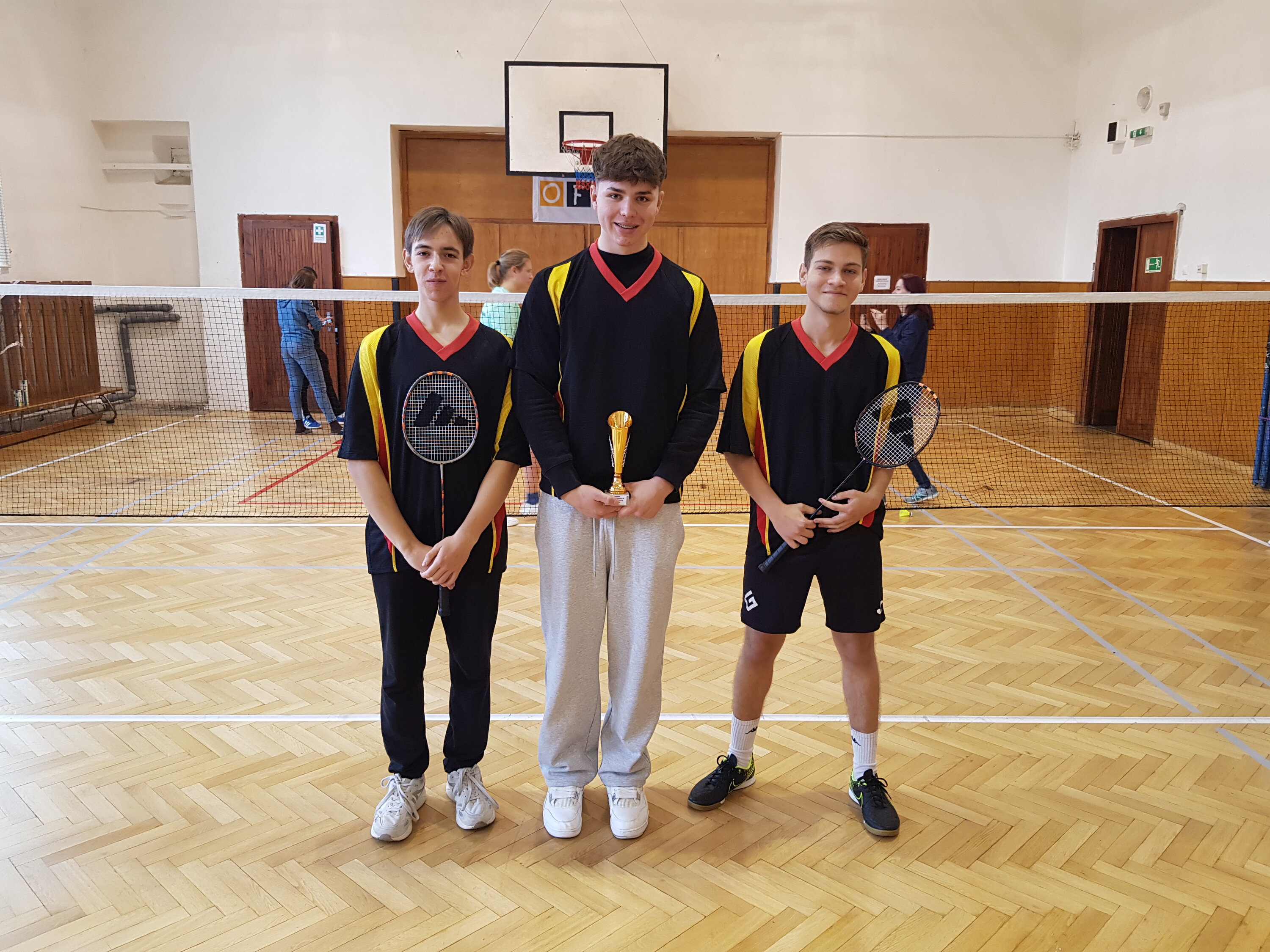 SOŠke to s raketami ide